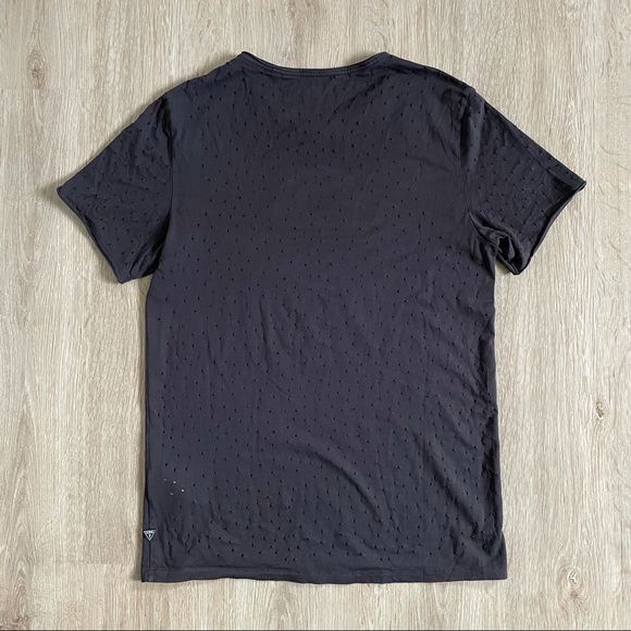 GUESS Graphic Tee - Picture 2 of 7